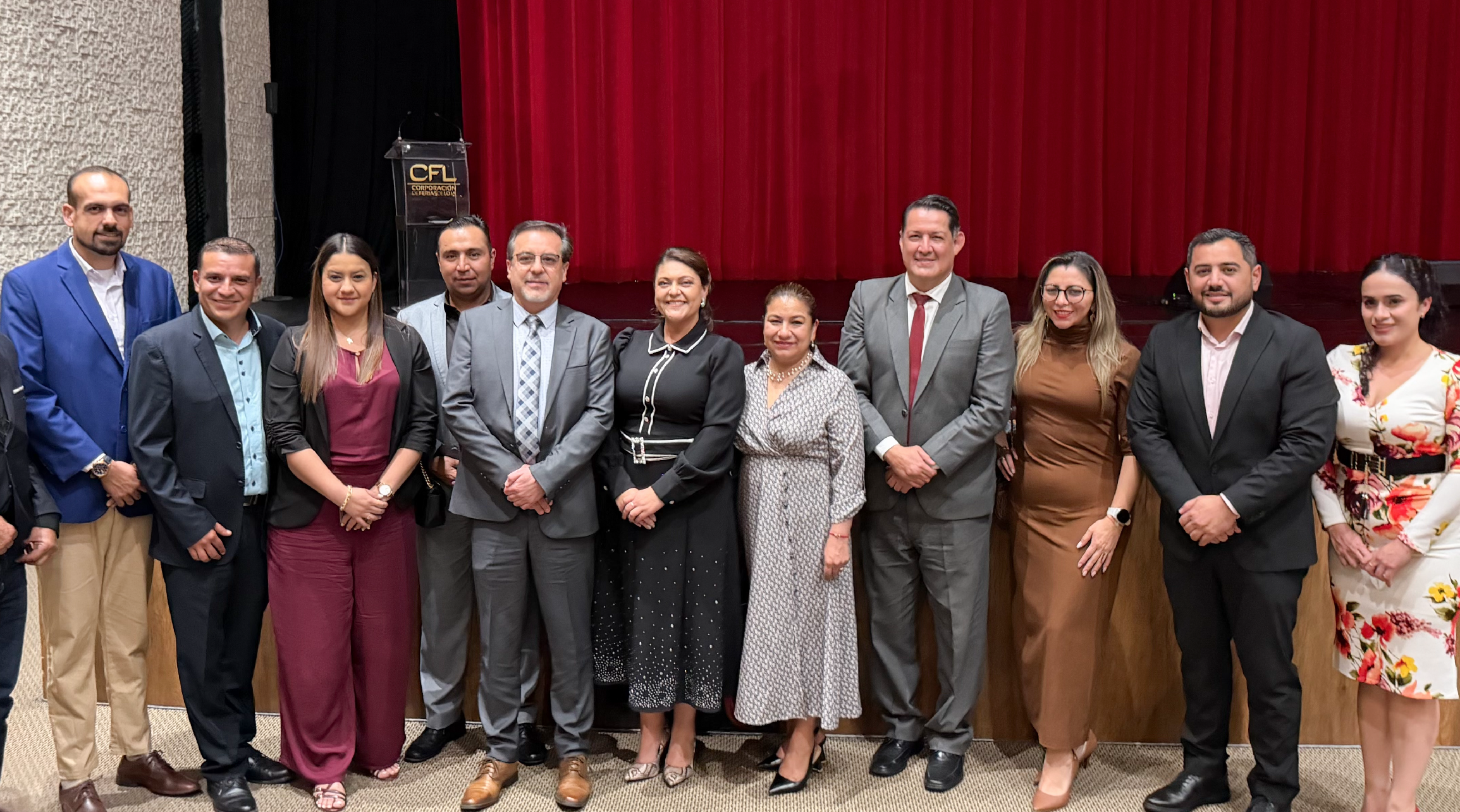 35 emprendimientos de la Economía Popular y Solidaria, apoyados por el Gobierno del presidente Noboa, llegan a la histórica Feria de Loja